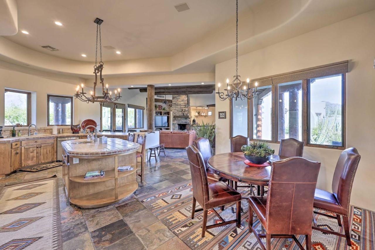 Cave Creek Oasis With Putting Green, Spa And Mtn View! Exterior photo