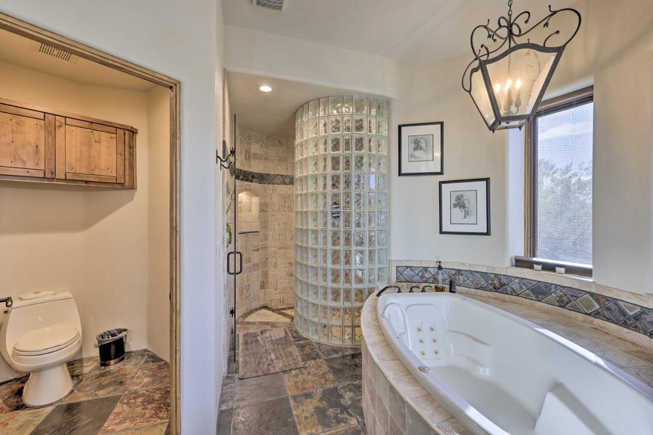 Cave Creek Oasis With Putting Green, Spa And Mtn View! Exterior photo